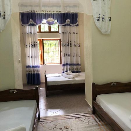 Stone Pazar Guest House Gjirokaster Exterior photo