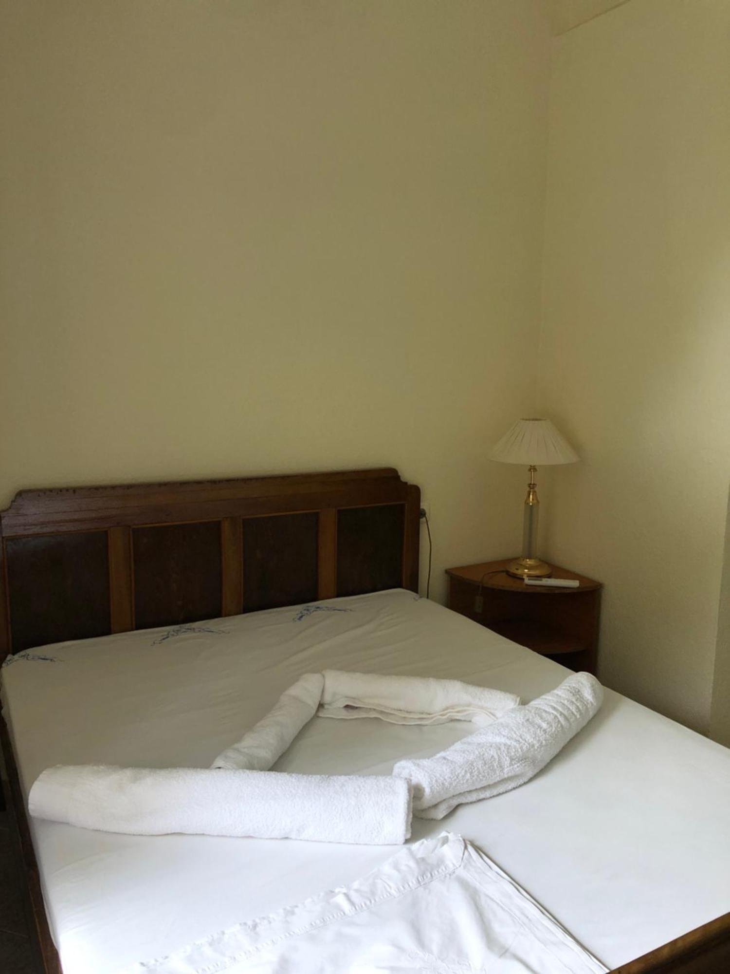 Stone Pazar Guest House Gjirokaster Exterior photo